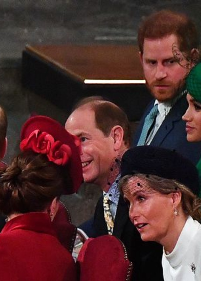  ملكة بريطانيا تقرر استبدال عائلة ساسيكس بعائلة وسكس