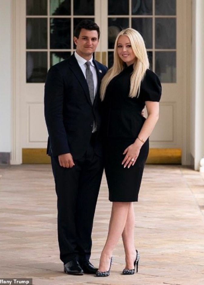  تمت خطوبة تيفاني ترامب و مايكل بولوس في نهاية الاسبوع الماضي في البيت الأبيض