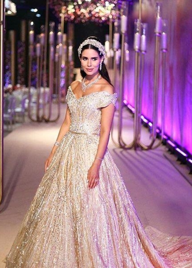 موديلات فساتين زفاف من esposa