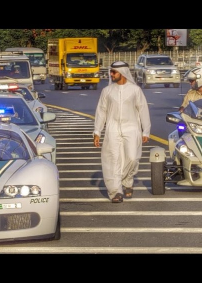 أسطول سيارات شرطة دبي الفاخر