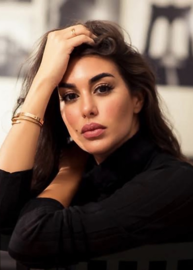  ياسمين صبري أنيقة بمجوهرات كارتييه