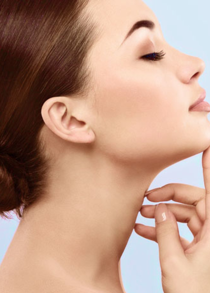 تمارين رفع الذقن لتعريض الفك