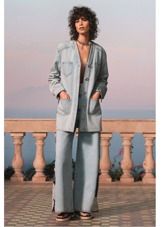 أسلوب أنيق وأنثوي بالدنيم من Chanel