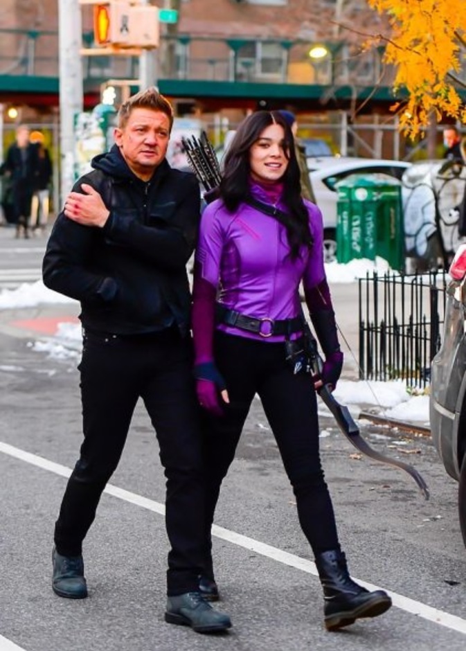 جيريمي رينر و هايلي ستانفيلد