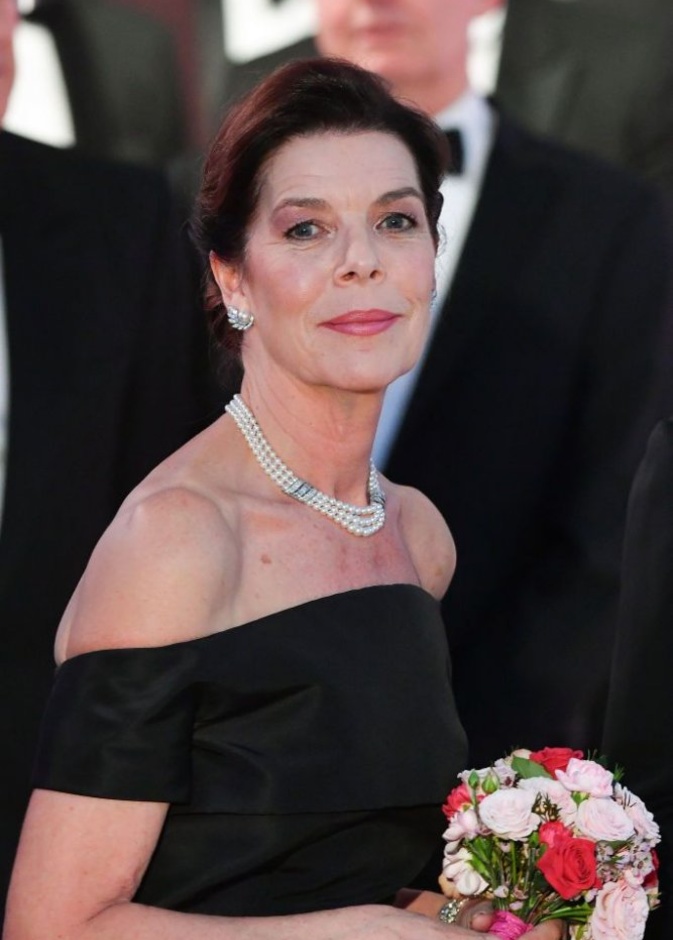  الأميرة كارولين ترتدي طقم Grace Kelly’s Van Cleef and Arpels Pearl Parure