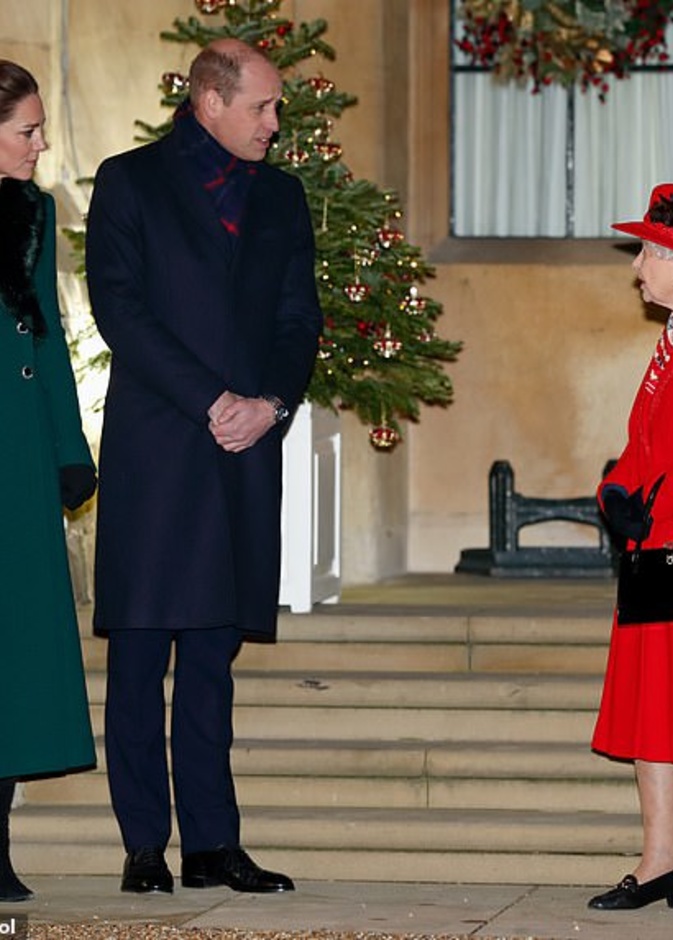 ملكة بريطانيا تعد هدية مميزة لكيت ميدلتون بمناسبة ذكرى زواجها العاشرة