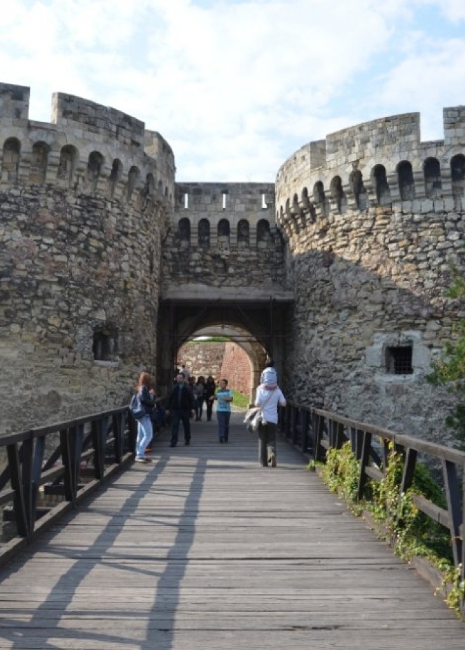 قلعة بلغراد من أجمل أماكن سياحية في بلغراد بواسطة pixy