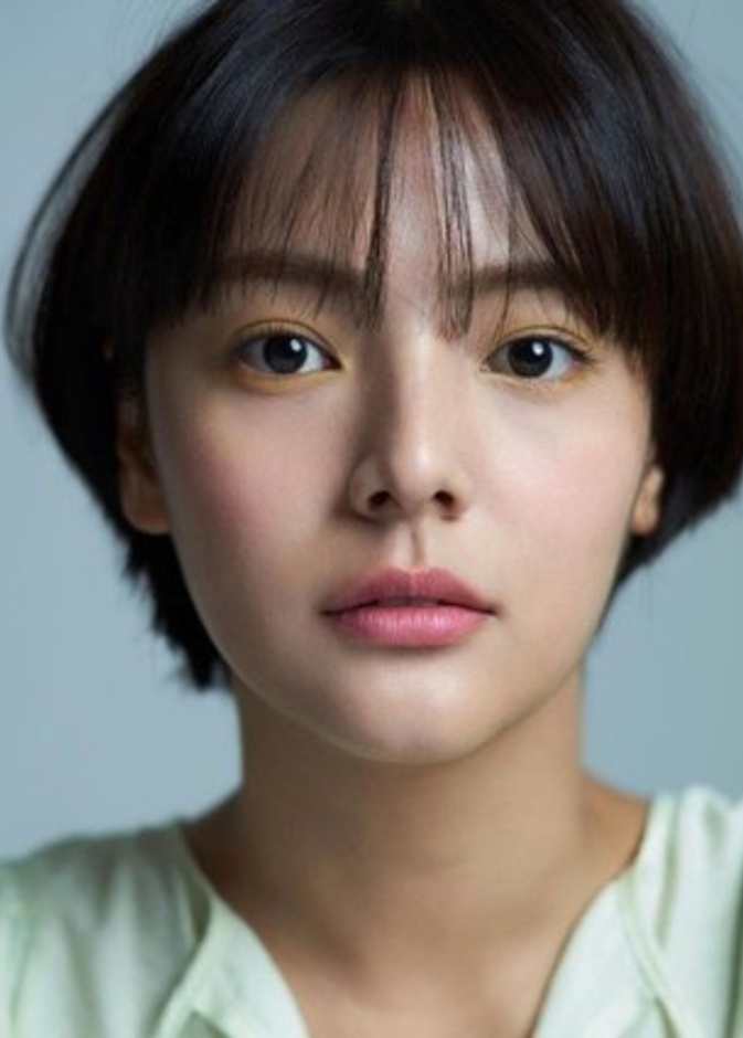  سونغ يو جونغ Song Yoo Jung