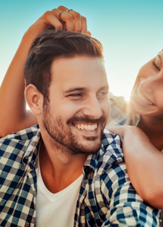 5 عبارات امدحي بها زوجك وأكسبيه للأبد