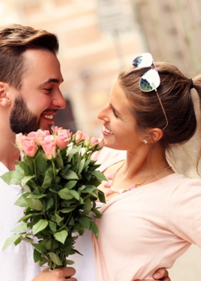 دلالات وقوع الرجل الشرقي في الحب