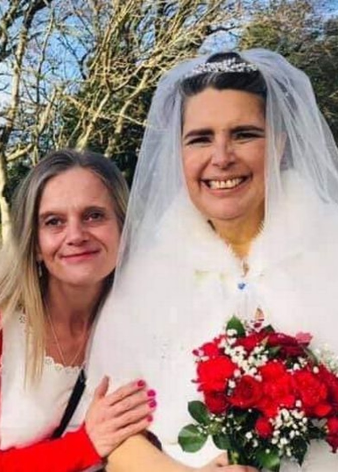 عروس تحتضر بالسرطان تحقق حلمها بالزواج