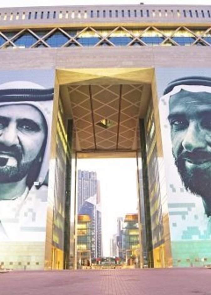  إحدى اللوحات المبدعة للتوعية بفيروس كورونا من ميثاء دميثان