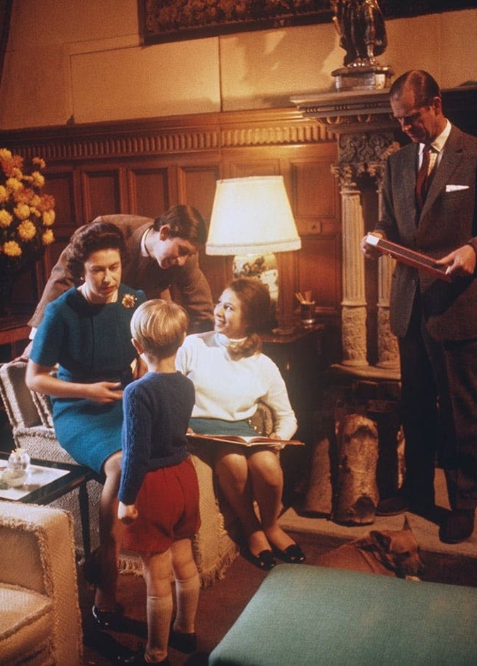 بعد 50 عاما.. تسريب فيلم وثائقي ممنوع من العرض عن العائلة المالكة البريطانية