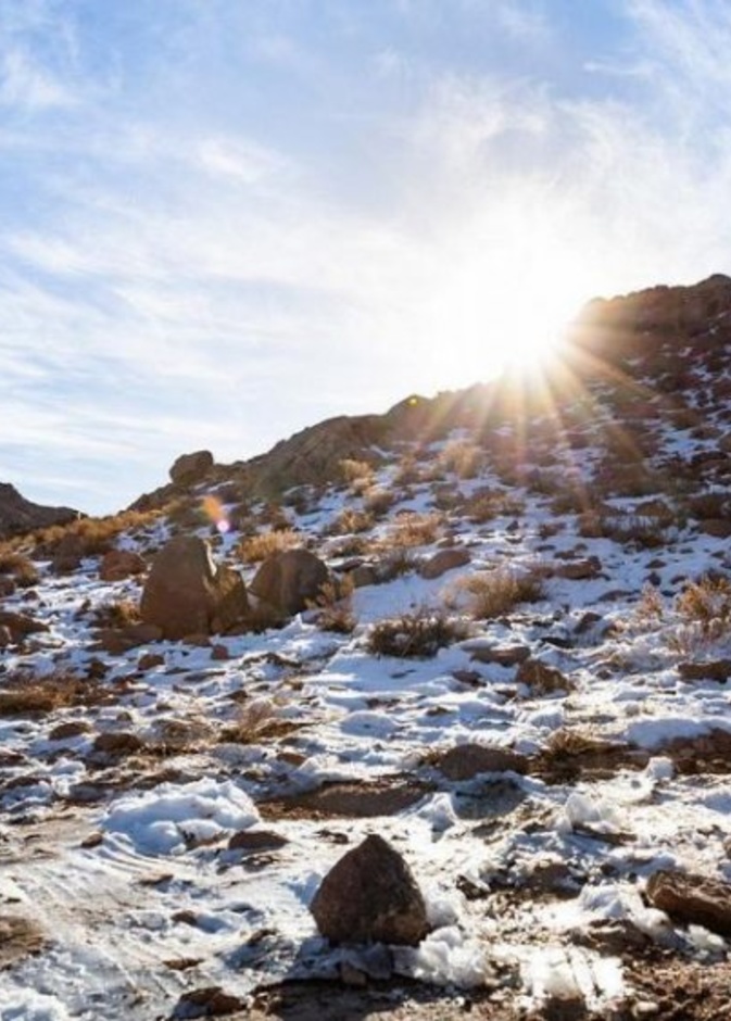 الكشتات لا تحلو إلا فوق جبل اللوز- المصدر وكالة الانباء السعودية 