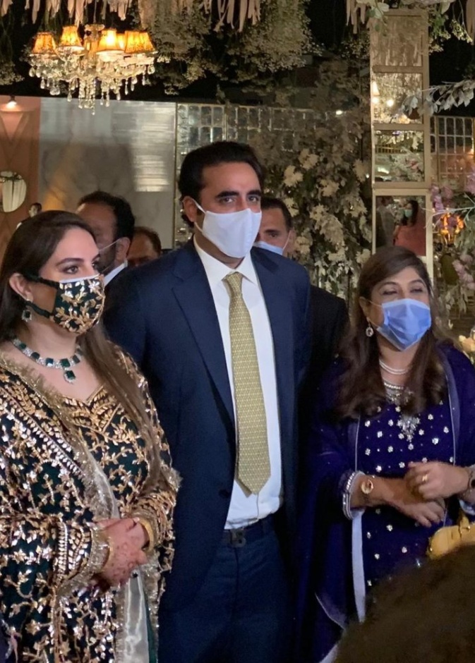  أناقة بختاوار بوتو في حفل استقبال زفافها