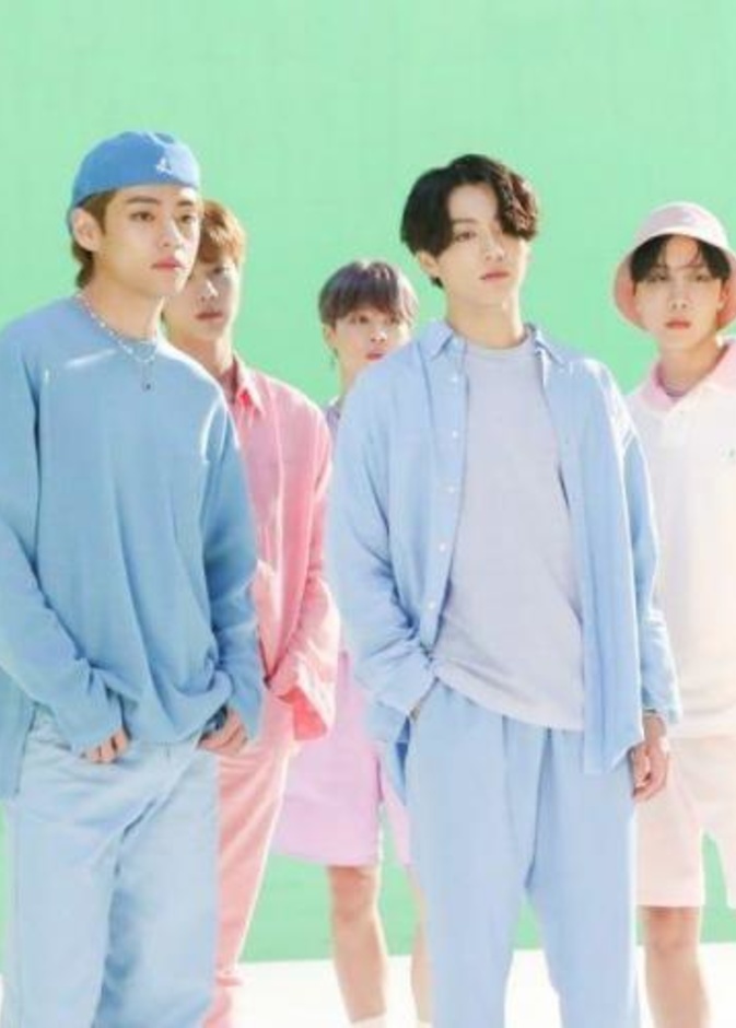 BTS في كليب Dynamite