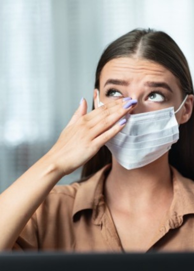 هل يتأثر النظر عند مريض كوفيد 19