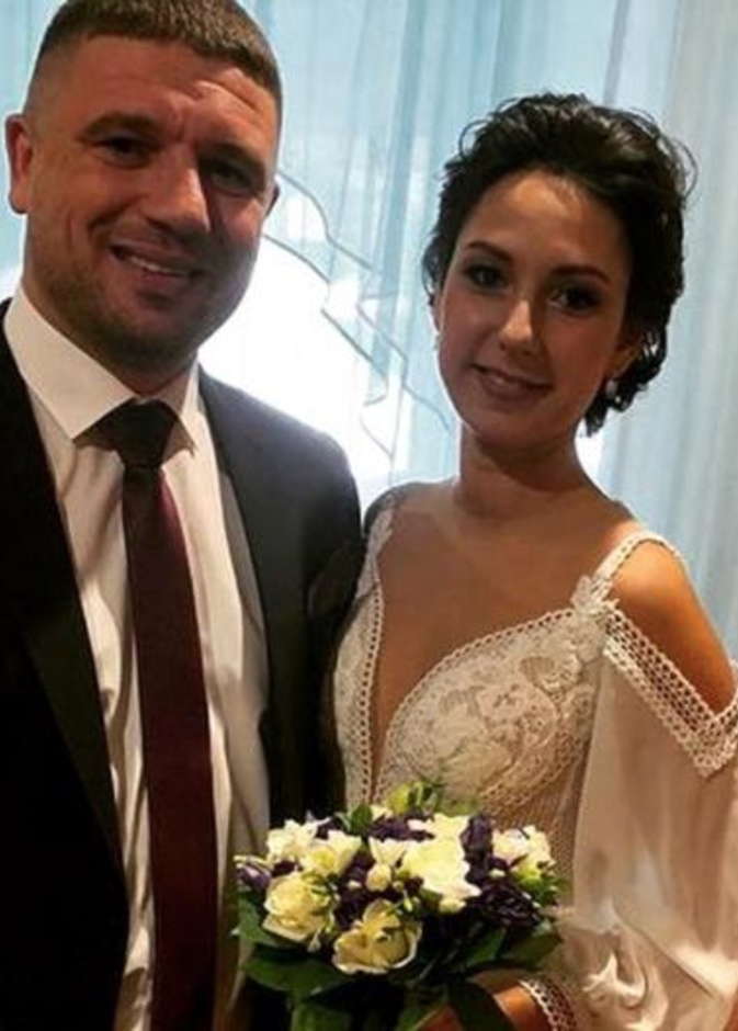 العروس في حالة ذهول وصدمة