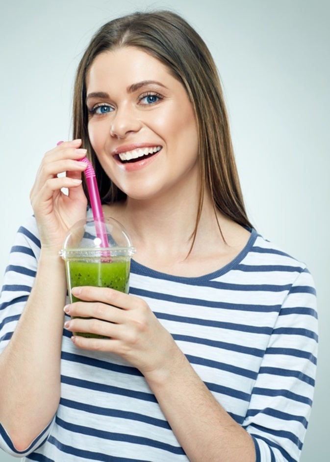 فوائد واضرار العصير الاخضر