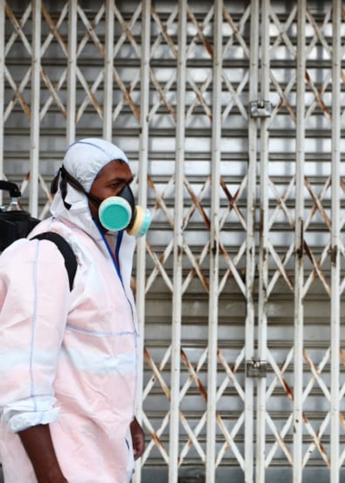  إجراءات مشددة جديدة في الشارقة لمواجهة كوفيد-19