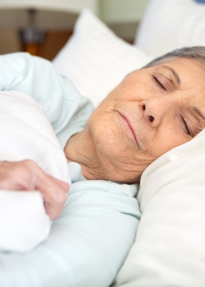  اضطرابات النوم وعلاقتها بالخرف لدى كبار السن