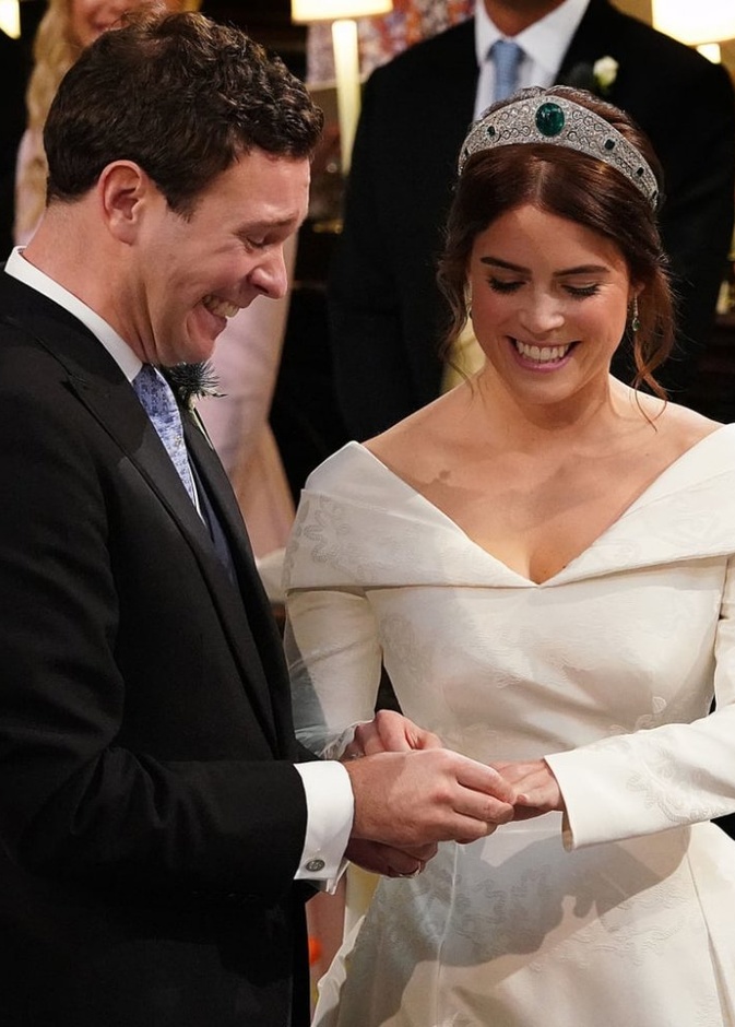 في يوم الحب.. أين بدأت قصص العشق لأفراد العائلات الملكية؟