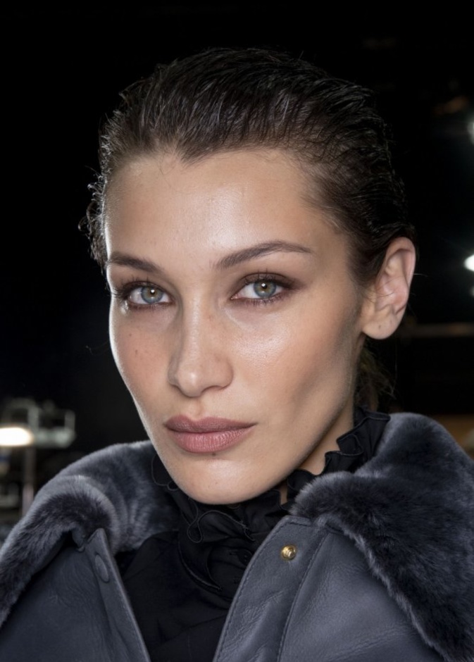 أفضل أشكال فرش المكياج لوضع البلاشر