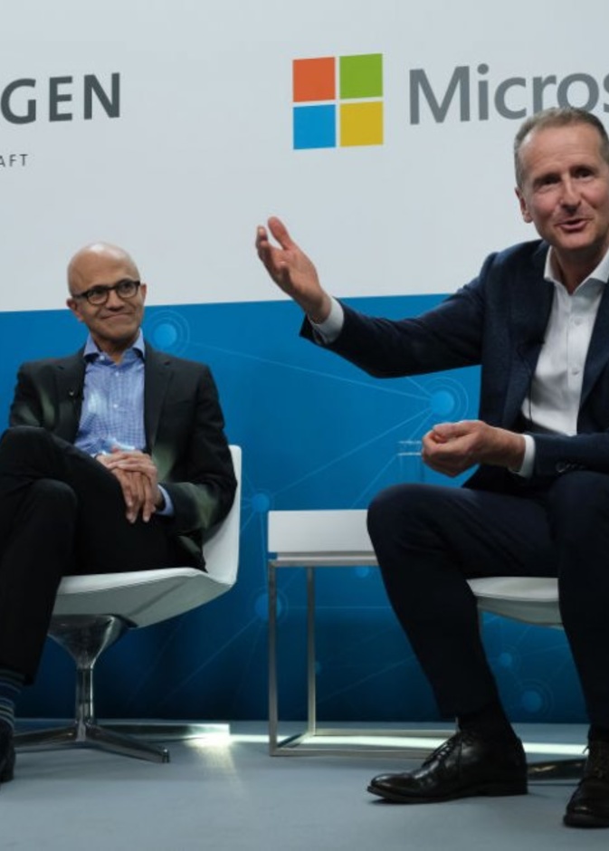 تعاون فولكس فاغن ومايكروسوفت لتطوير برامج قيادة آلية