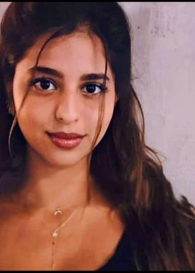 شاهدوا أحدث صور سوهانا خان ابنة النجم شاروخان