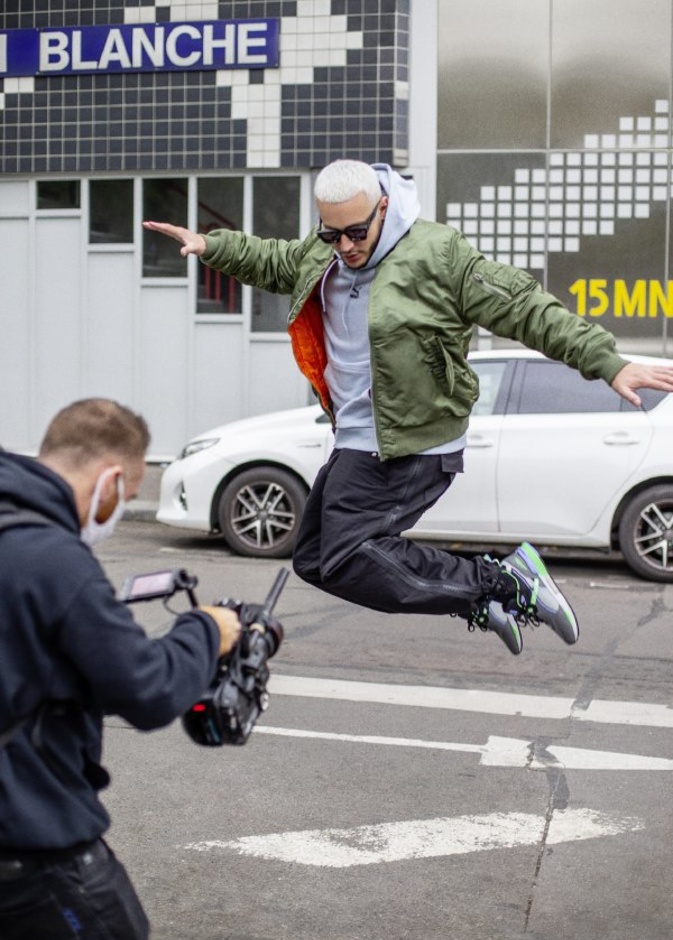 بوما تتعاقد مع دي جي سنيك سفيرا لمجموعة أحذية MIRAGE الرياضية الجديدة