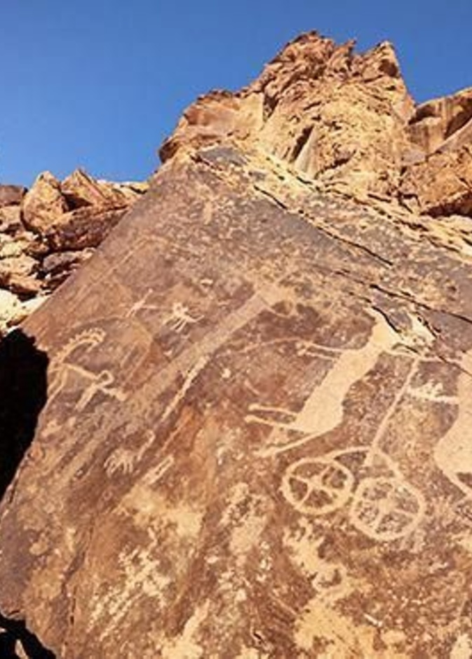 النقوش الثمودية في حائل.. رحلة تاريخية بمذاق فريد في موسم "شتاء السعودية" - المصدر وكالة الأنباء السعودية