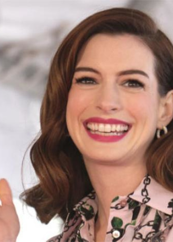 آن هاثاواي كانت الخيار التاسع للعب شخصيتها في فيلم The Devil Wears Prada