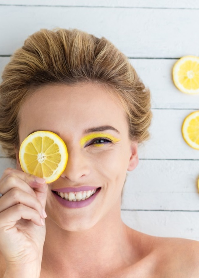 أطعمة تساعد في الحفاظ على صحة العينين