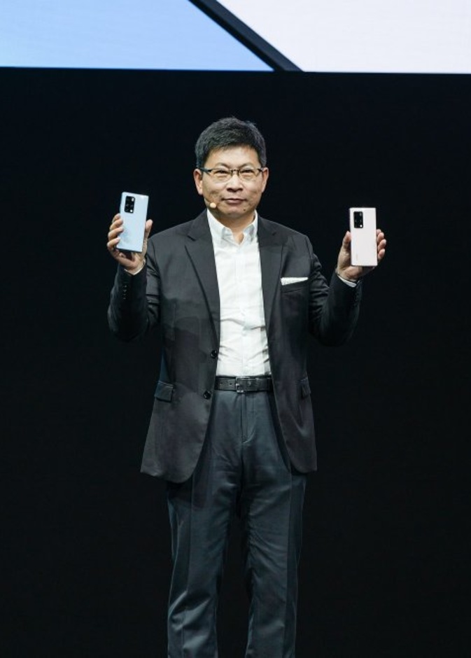 هواوي تعلن عن إطلاق هاتف HUAWEI Mate X2