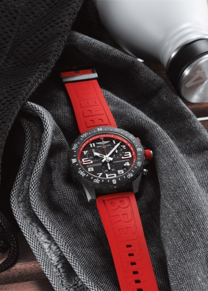 الساعة الرياضية الفائقة إنديورانس برو (Endurance Pro)