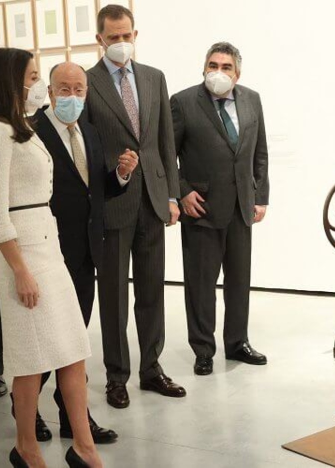 ملك وملكة إسبانيا في افتتاح المبنى الجديد في متحف هيلغا دي ألفير