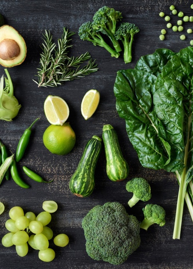  18 نوعاً من الخضار الورقية والأعشاب وفوائدها على الصحة