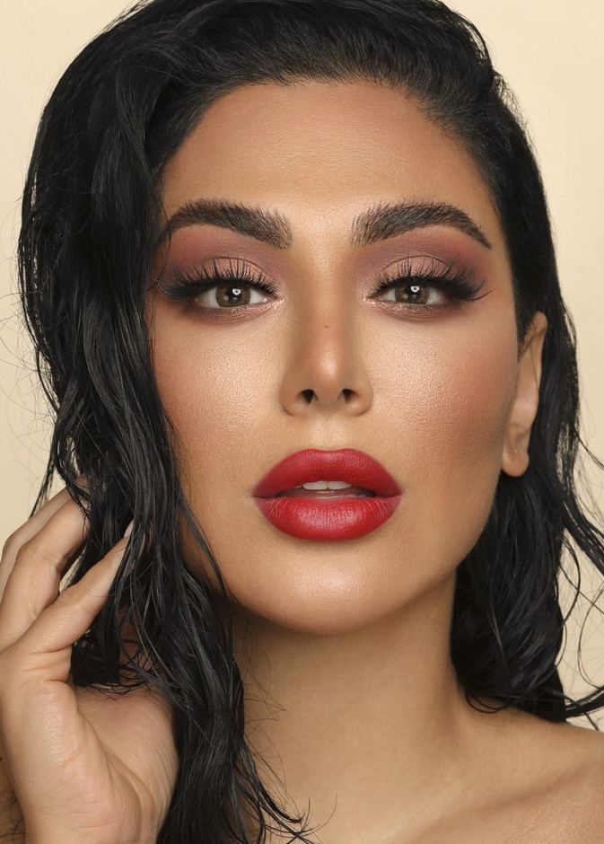 هدى بيوتي Huda Beauty