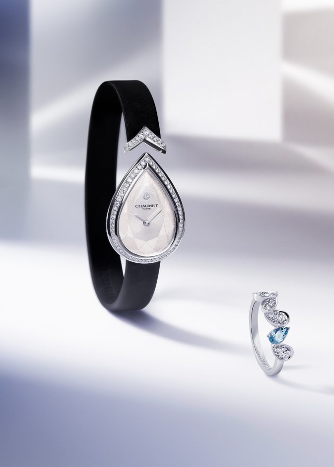  ساعة Joséphine Aigrette من Chaumet من الذهب الأبيض والألماس وسوار ساتان