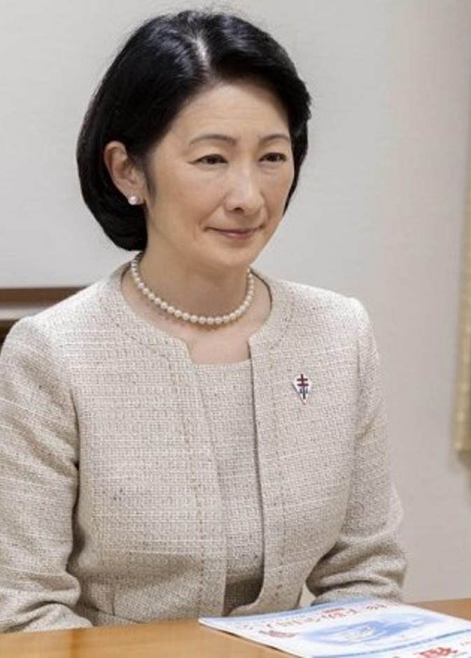 الأميرة كيكو تشارك في مؤتمر الوقاية من السل