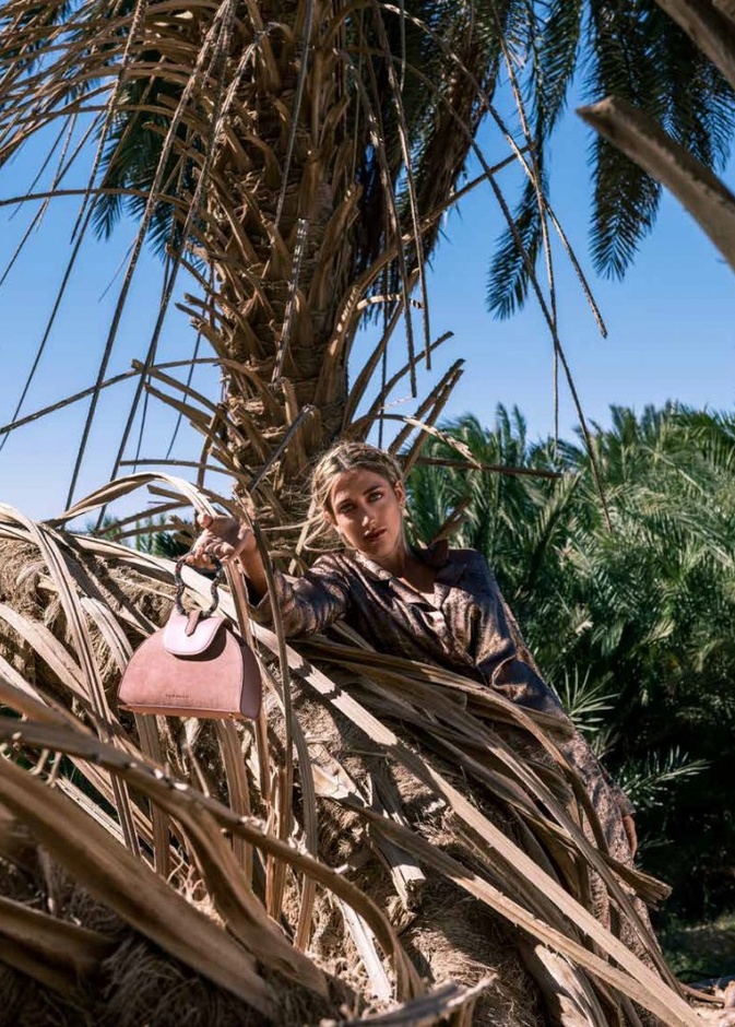 "لا تحلموا بالنجاح بل اعملوا من أجله"