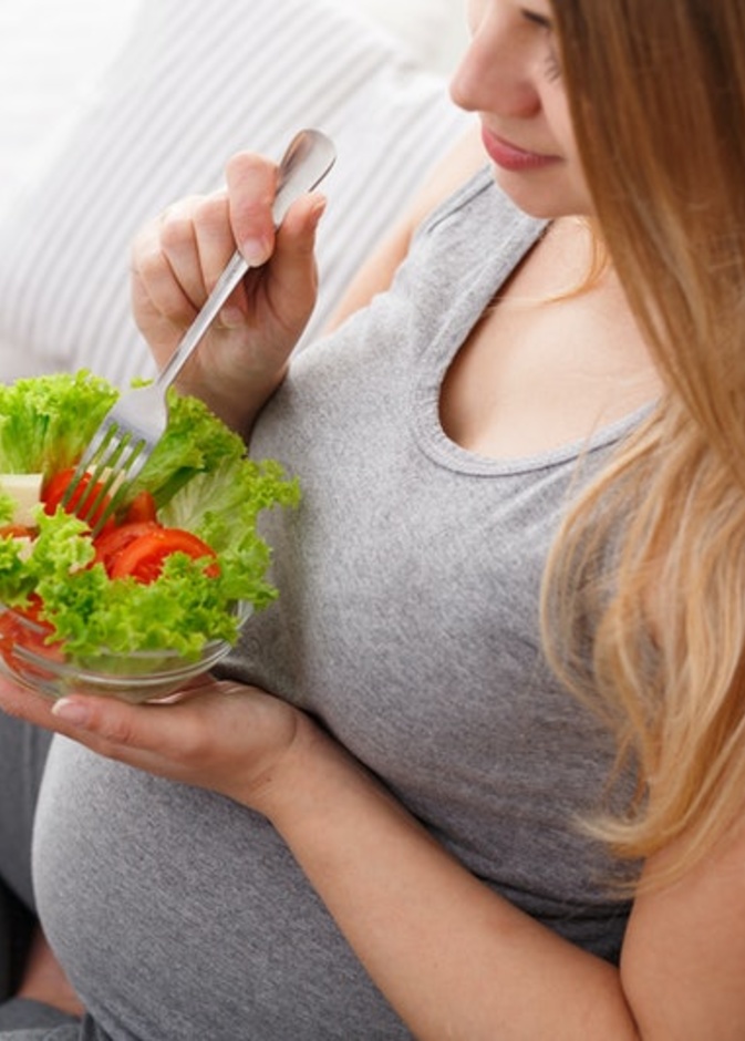 فوائد الخس للحامل في الشهر السابع