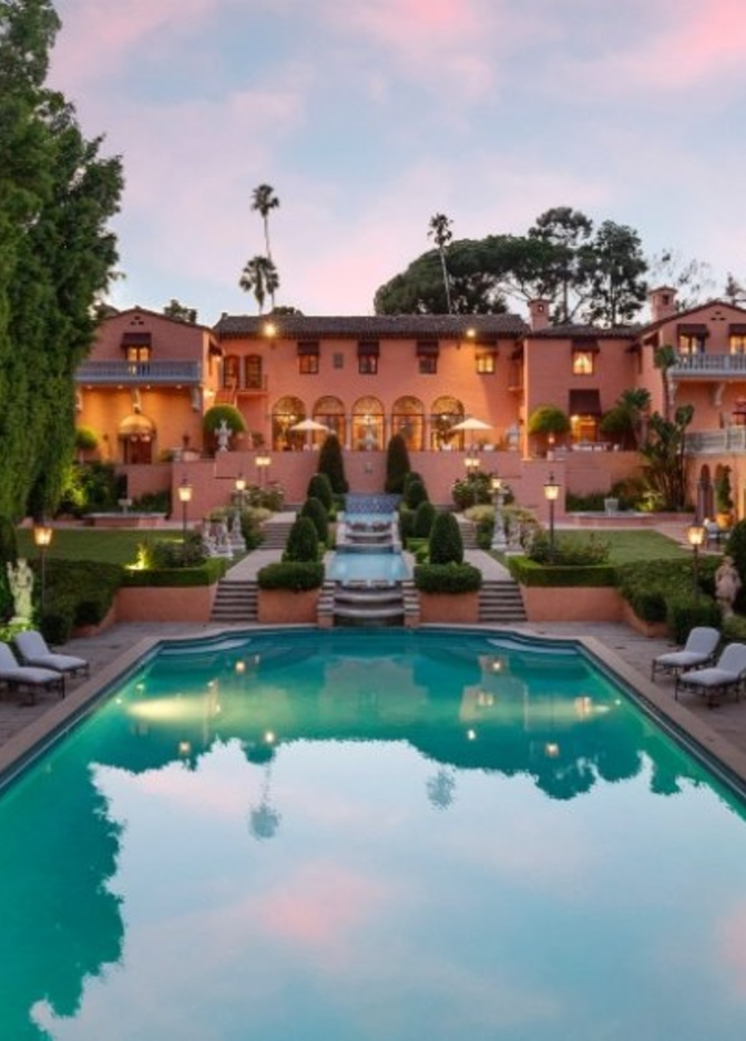  تاريخ تصميم وبناء منزل بيفرلي