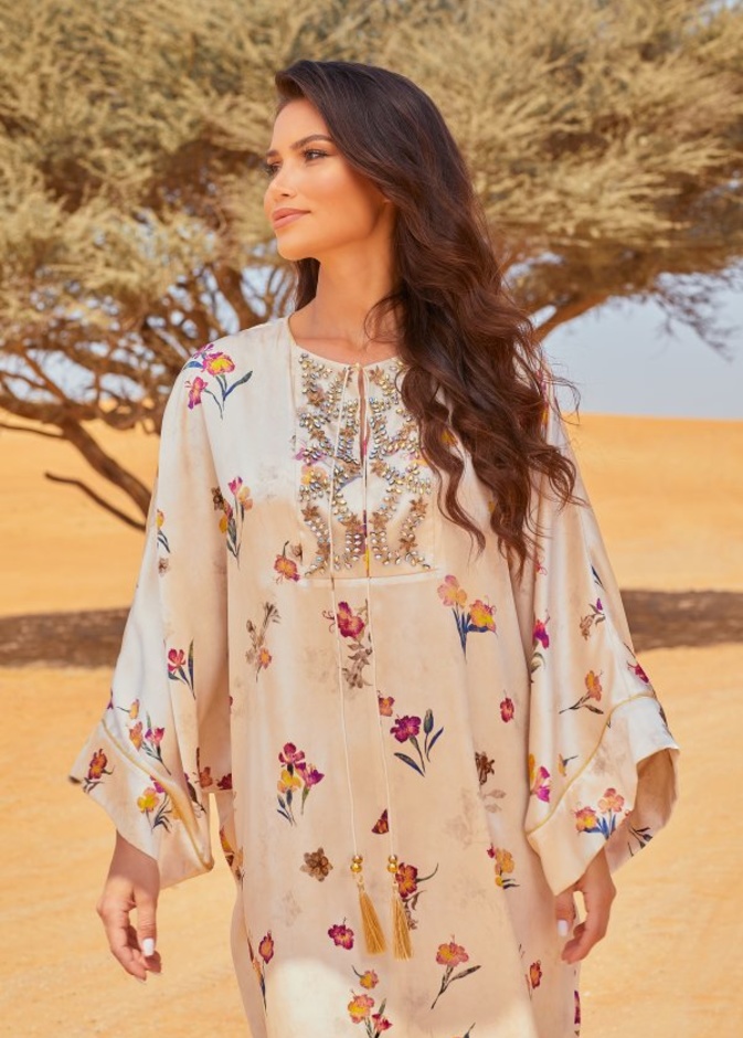 ماكس مارا تطلق قفطاناً خاصاً استعدادًا لشهر رمضان المبارك 