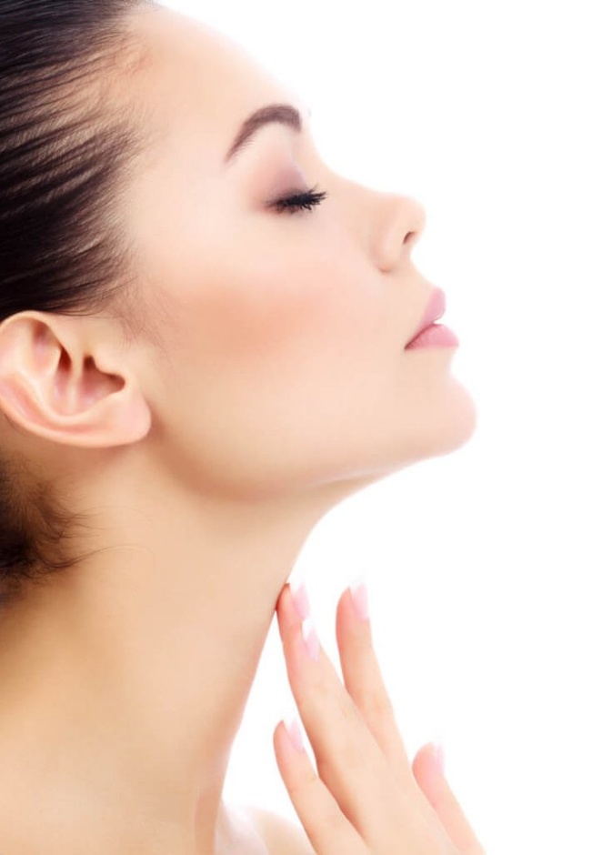 أفضل الطرق الطبيعية لشد الرقبة والتخلص من التجاعيد