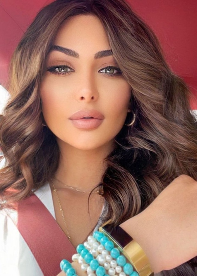 صور 4 نجمات لفتن الأنظار مؤخرا بشبههن مع نجمات أخريات