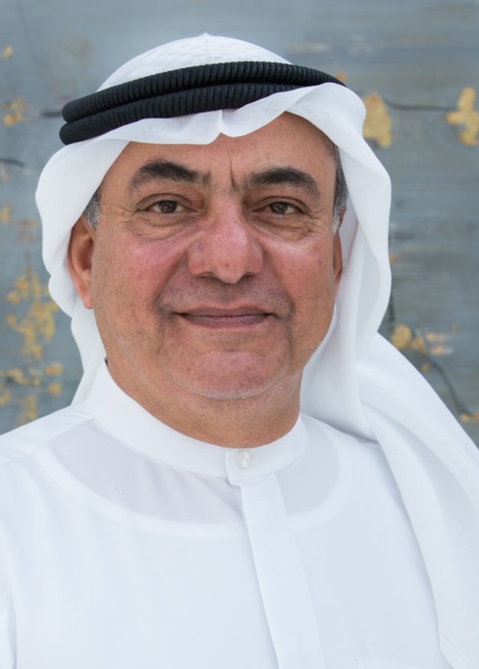 الفنان التشكيلي أحمد الأنصاري