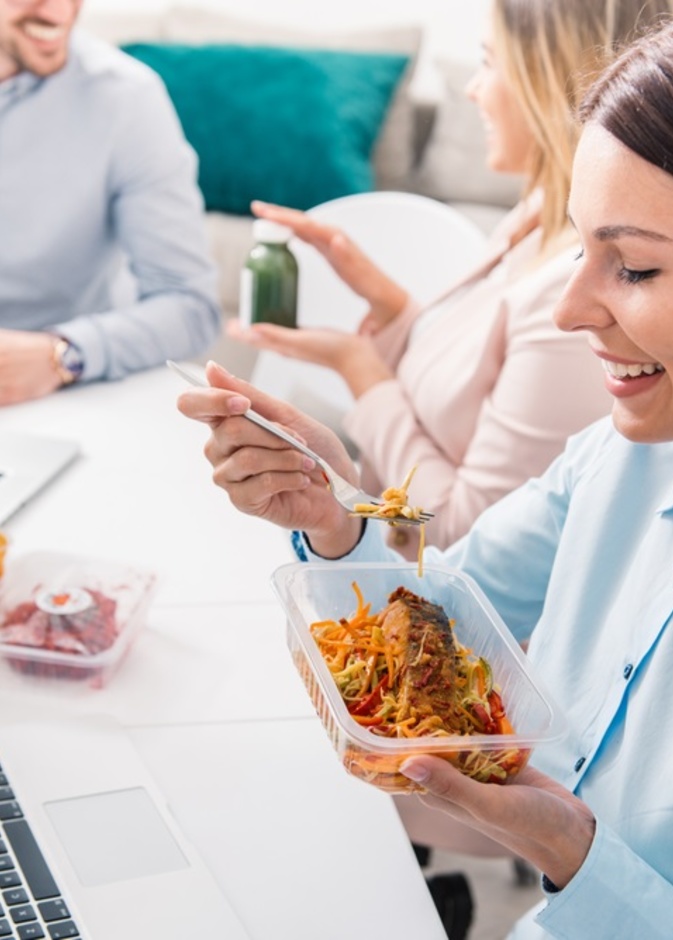 طبيعة العمل تحدد نوعية الغذاء المناسب