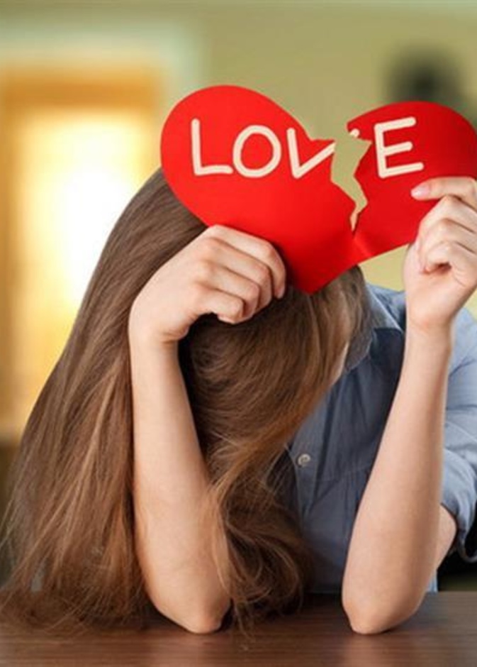 أحبه ولا يحبني ماذا أفعل