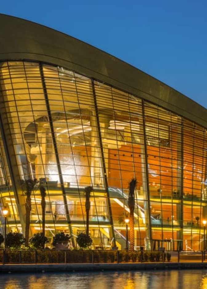  ليلة في دبي أوبرا.. أجمل الوجهات السياحية في الإمارات لقضاء عيد الأم